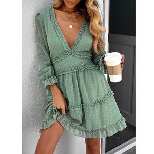 ✦NWT Ruffled Emerald Dress✦